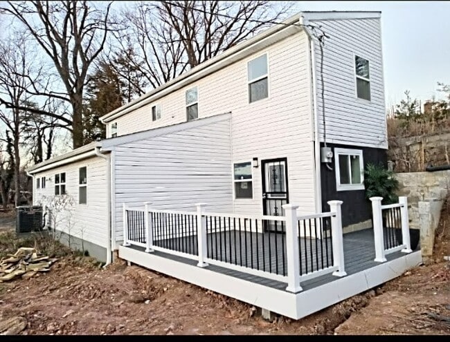 Photo - 1220 Owens Rd House