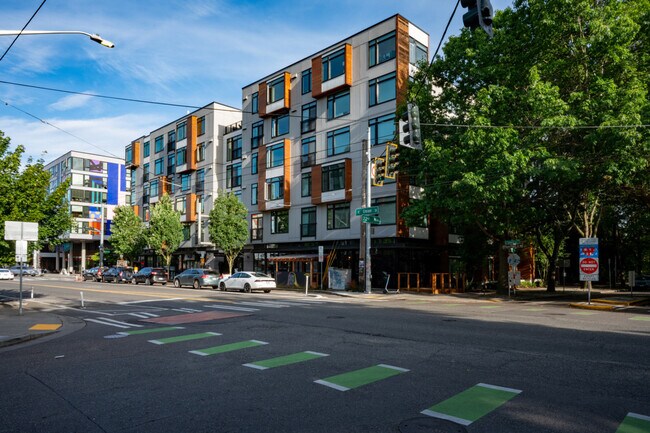 Foto del edificio - 2207 E Union St