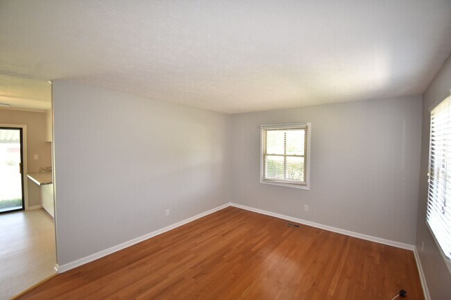 Building Photo - First Month Rent Free: Updated 3 Bedroom a...
