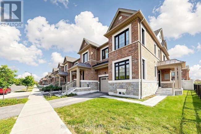 Building Photo - 90 Laing Dr.