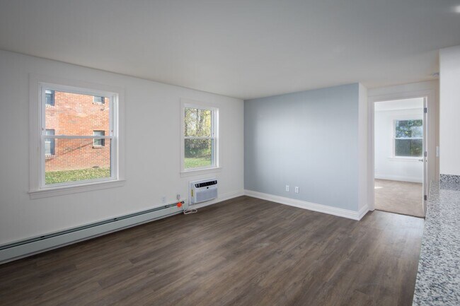 Foto del edificio - 1355 Millersport Hwy