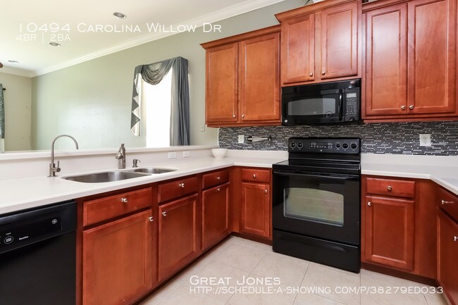 Building Photo - 10494 Carolina Willow Dr