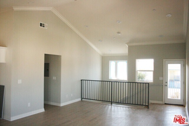 Building Photo - 4872 St Elmo Dr