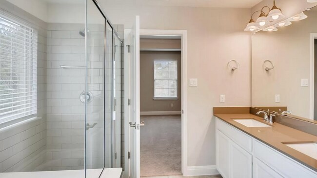 Building Photo - 1051 Kenney Fort Xing