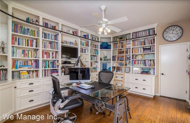 Building Photo - 3 br, 2.5 bath House - 6096 Avenida de Cas...