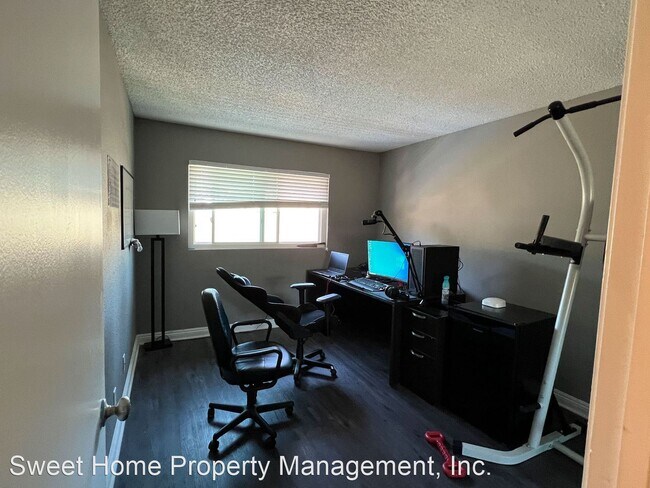 Foto del edificio - 3 br, 3 bath House - 320 Los Arbolitos Blvd.