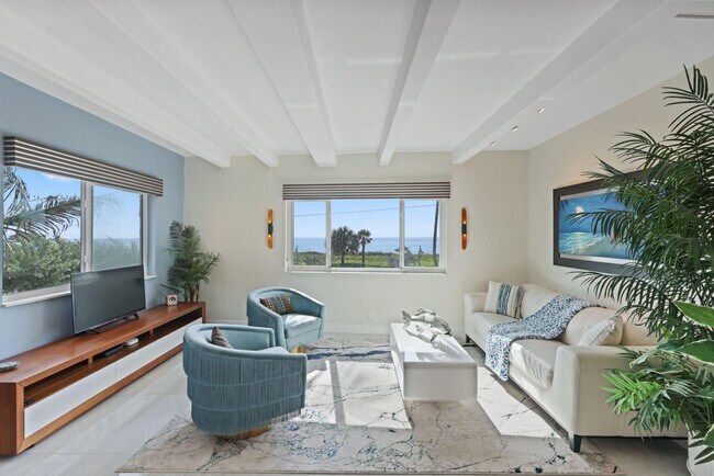Foto del edificio - 250 S Ocean Blvd