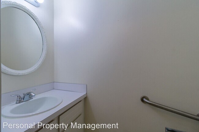 Foto del edificio - 2 br, 1.5 bath House - 14729 SE 16th Cir