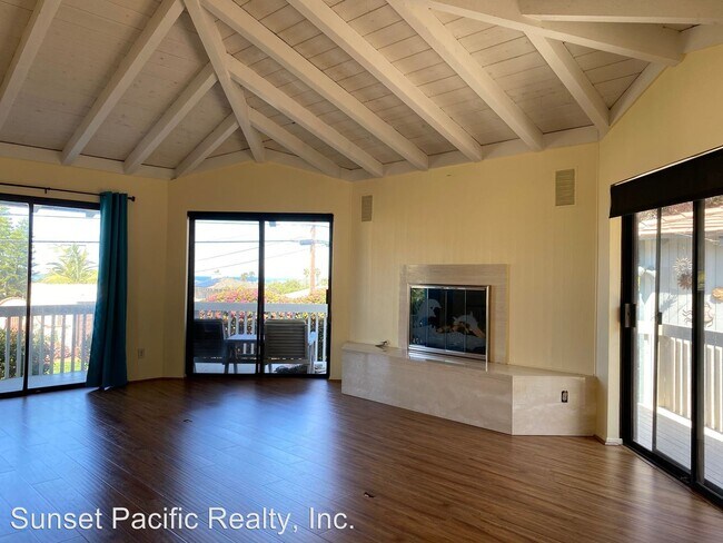 Foto del edificio - 3 br, 2 bath House - 4492 GRANGER STREET