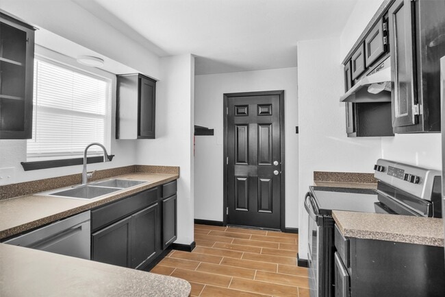 Foto del edificio - 1121 Lovett St