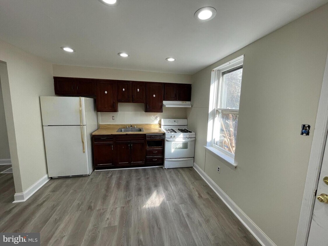 2819 N Bailey St, Philadelphia, PA 19132 Townhome Rentals in