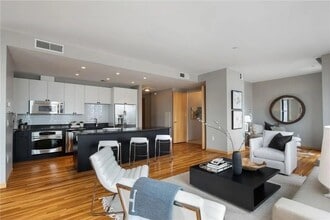 Building Photo - 2011 S 11th St