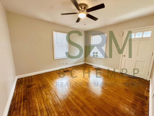 Building Photo - Updated 4BR house in Taylor Berry Neighborhood