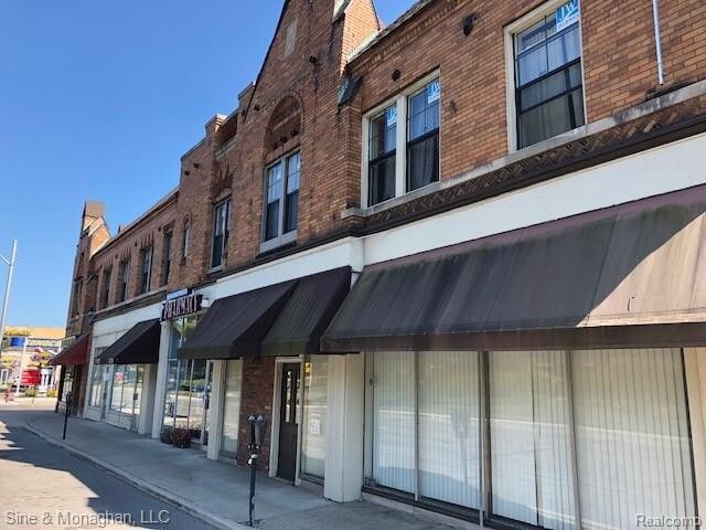 Building Photo - 15224 E Jefferson Ave