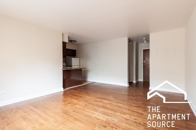 Building Photo - 6011 N Winthrop Ave