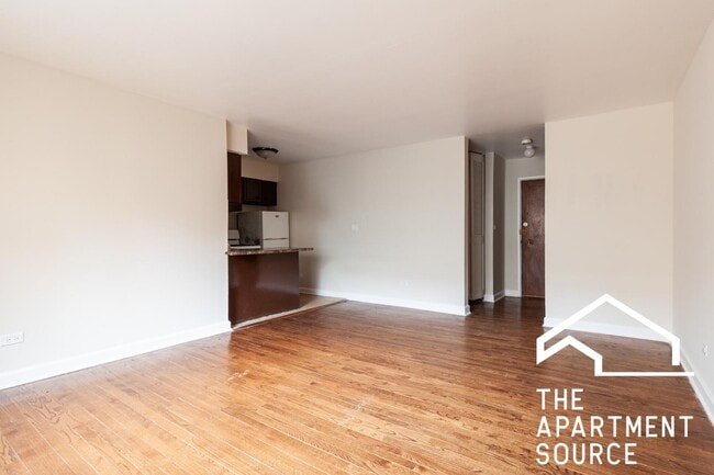 Photo - 6011 North Winthrop Avenue #407 Apartment