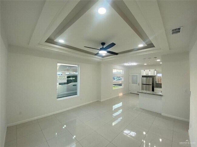 Foto del edificio - 1708 Angelina Dr