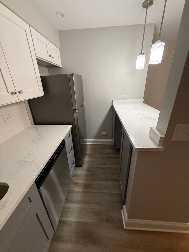 Foto del edificio - 744 W Gordon Terrace