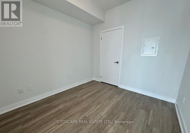 Building Photo - 4130 Parkside Village Dr