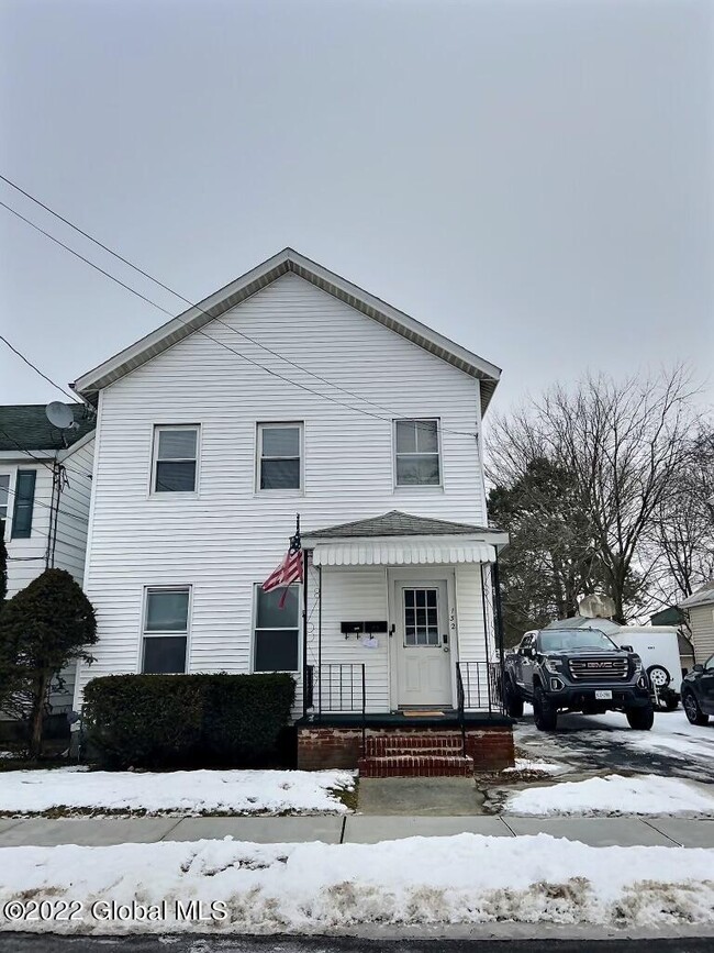Building Photo - 132 1st Ave