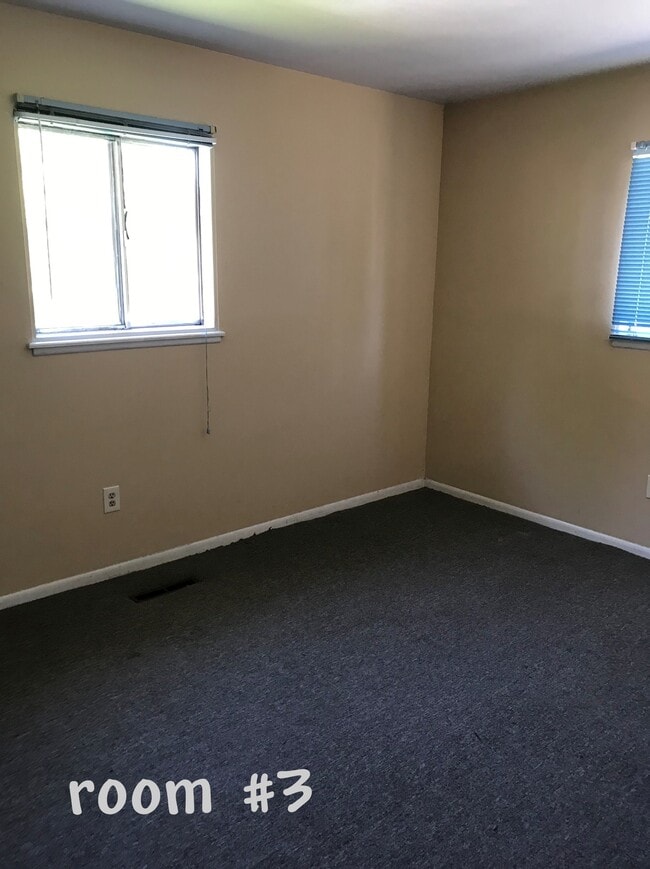 Building Photo - 630 Stoddard Ave