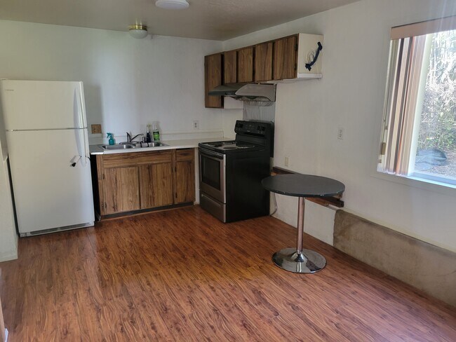 Foto del edificio - 8732 14th Ave NW