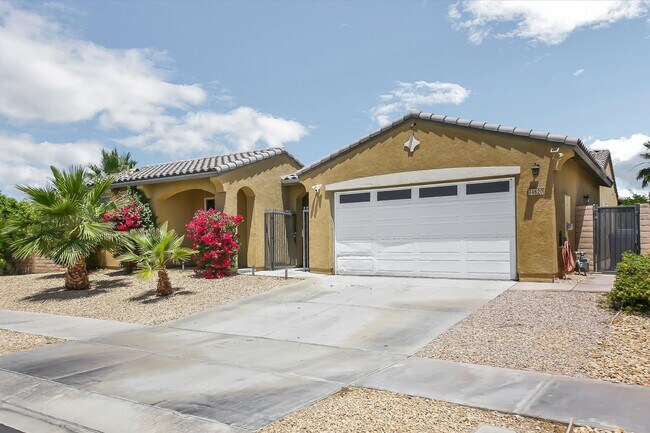 Building Photo - 84620 Pavone Way