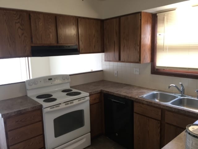 Building Photo - Roomy Duplex Close to Downtown Longmont