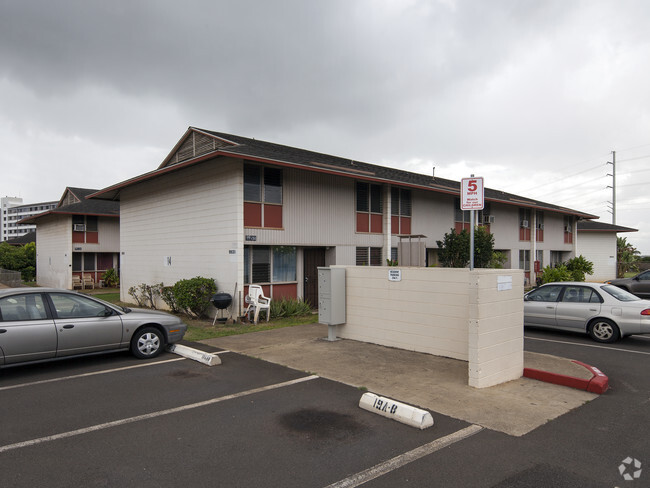 Foto del edificio - Makalapa Manor Apartments