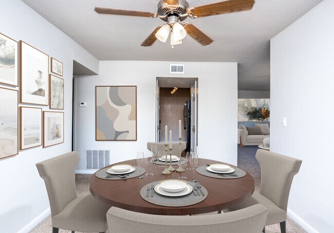 Foto del edificio - Carriage Hills Apartments
