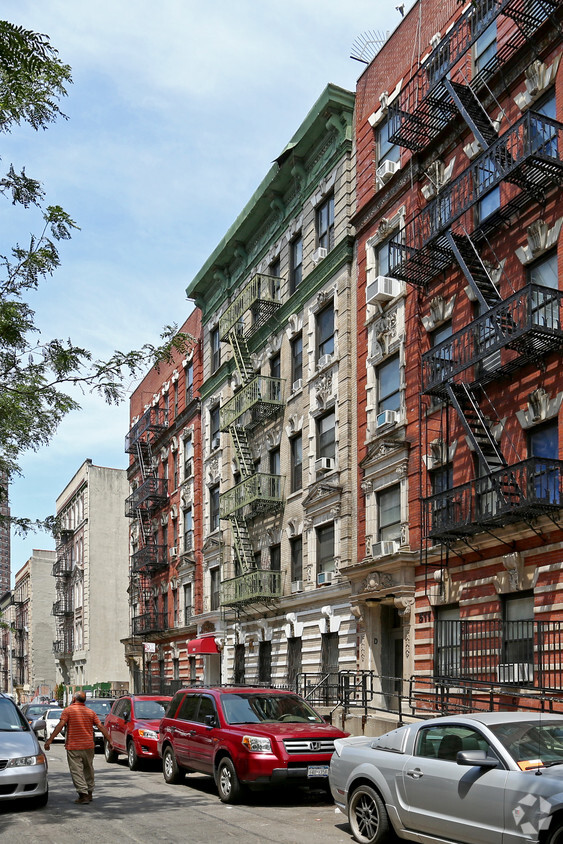 Primary Photo - 513 W 134th St