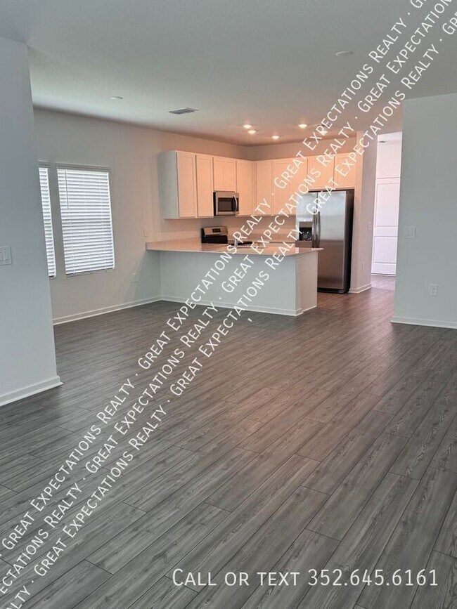 Foto del edificio - 4923 SW 81st Ln
