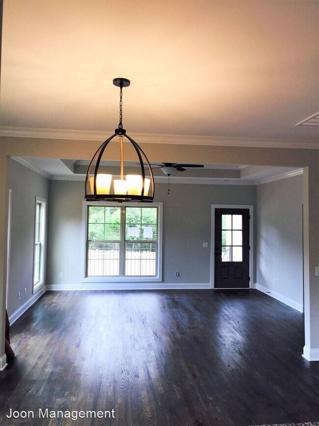 Foto del edificio - 3 br, 2 bath House - 8329 Middlewick Lane