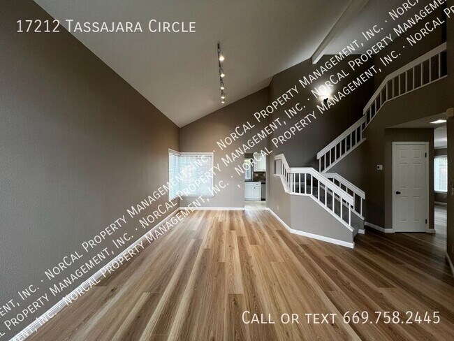 Foto del edificio - 17212 Tassajara Cir