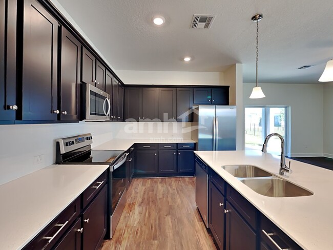 Building Photo - 33841 Widman Way