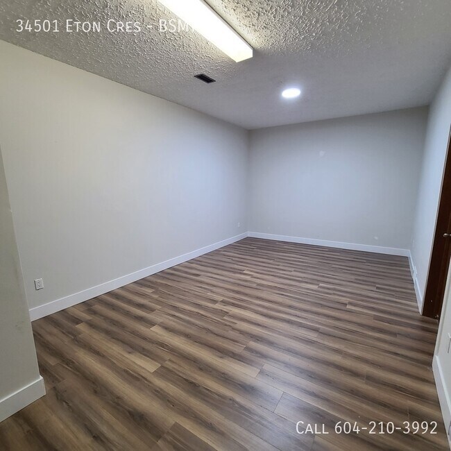 Photo du bâtiment - Spacious Basement Suite in Abbotsford