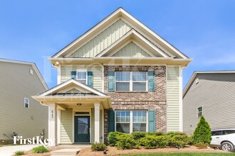 Building Photo - 8745 Aspinwall Dr