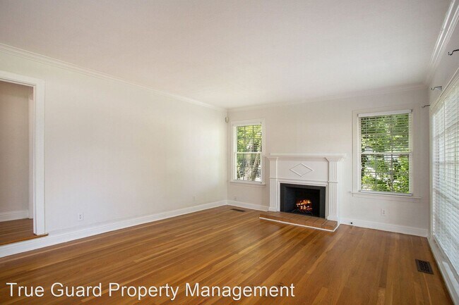 Foto del edificio - 3 br, 2 bath House - 3809 Bellaire Drive S...