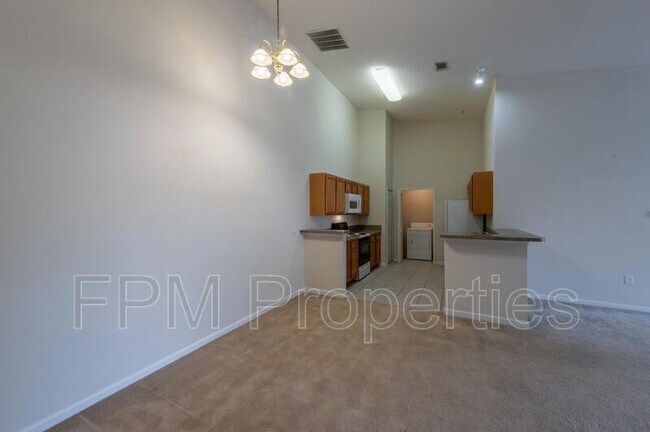 Foto del edificio - 9505 Armelle Way