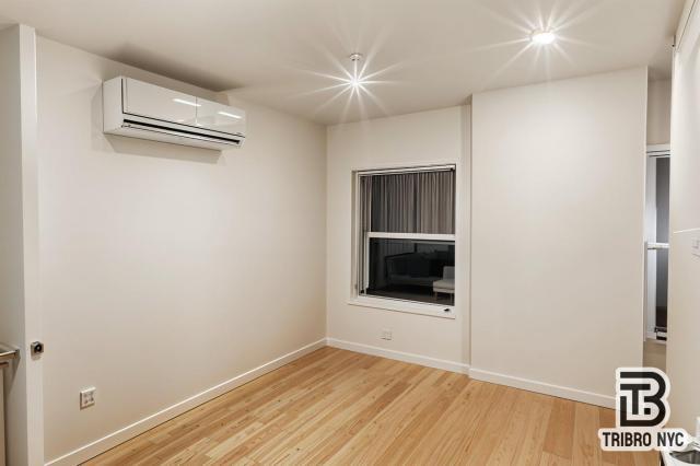 Foto del edificio - 3 bedroom in ARVERNE NY 11692