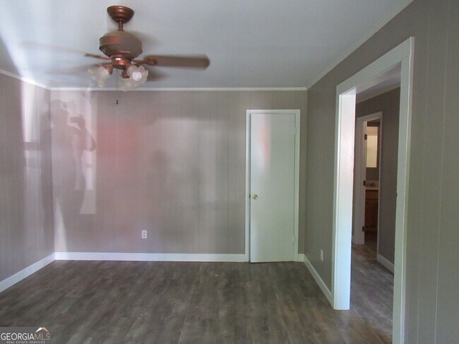 Foto del edificio - 26 Floyd Dowdy Rd