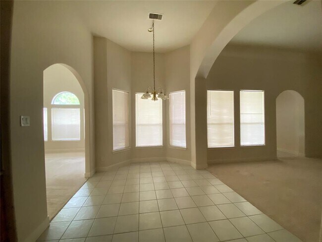 Foto del edificio - 10122 Meridian Lakes Dr