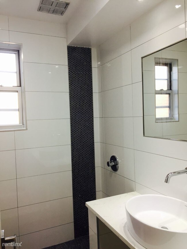 Foto del edificio - 146 Guernsey St