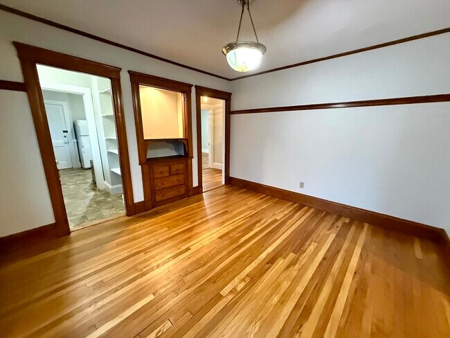 Building Photo - 12 Keenan St