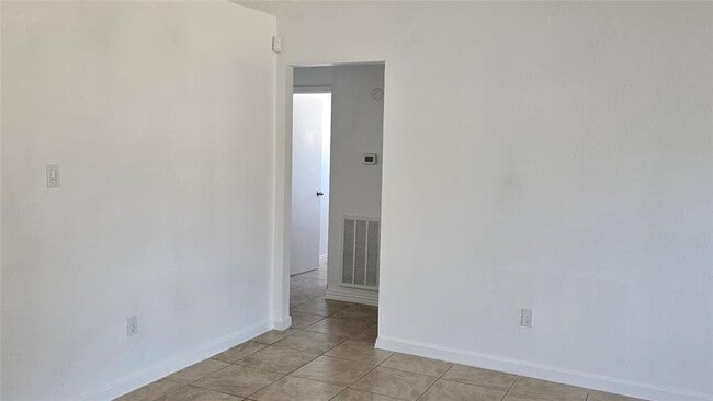 Foto del edificio - 16218 Dew Drop Ln