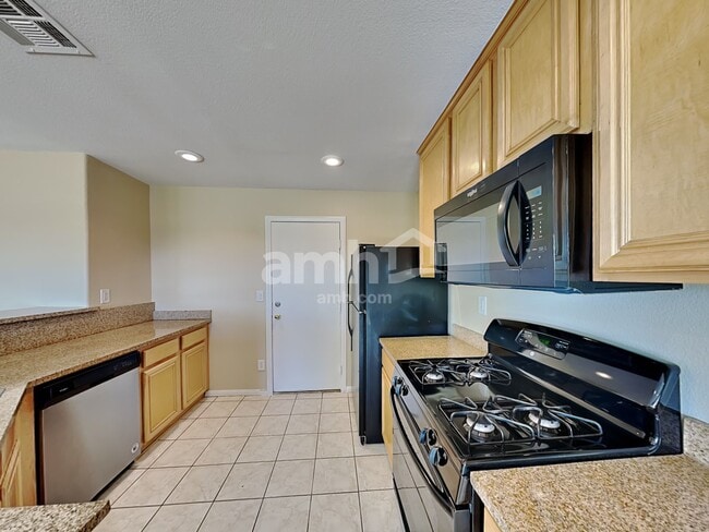 Foto del edificio - 10246 Massachusetts Ln