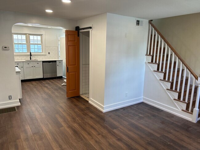 Building Photo - 214 Overlook Rd