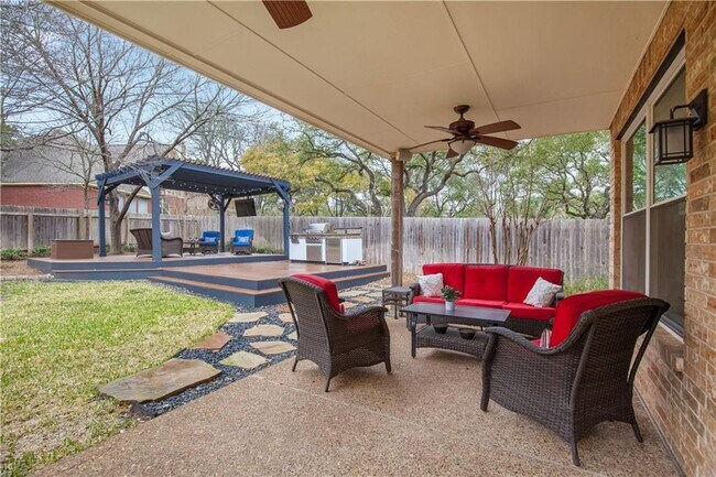 Foto del edificio - 11408 Mordred Ct