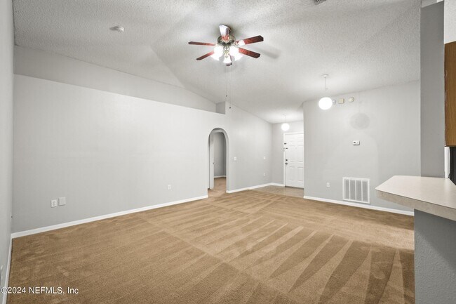 Foto del edificio - 2622 Sunrise Ridge Ln