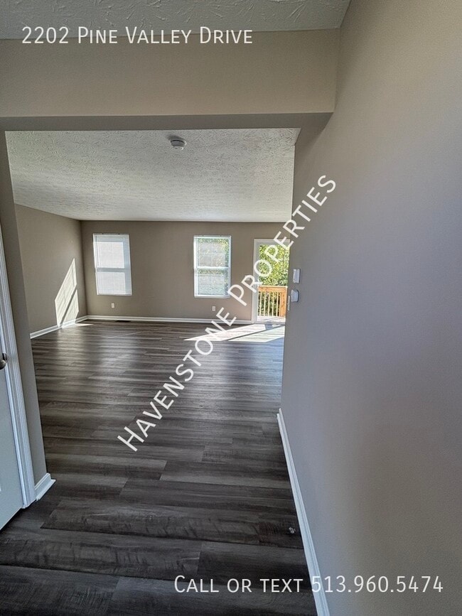 Photo - 2202 Pine Valley Dr House